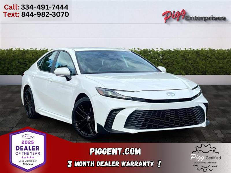 Used 2025 Toyota Camry SE video 1