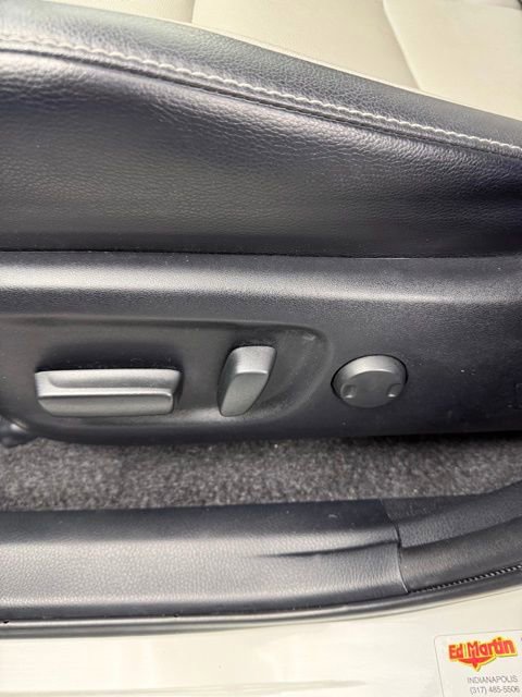 Used 2018 Toyota RAV4 Limited w/ Advanced Technology Package AWD/4WD image 35