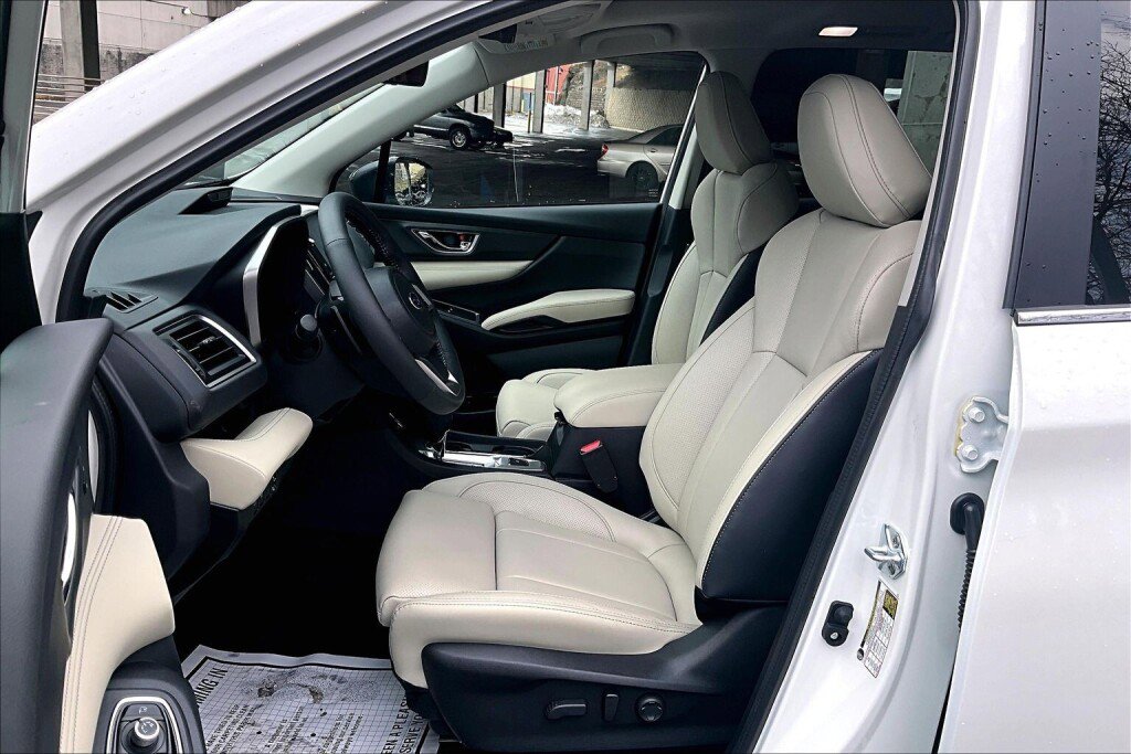 New 2026 Subaru Ascent Limited AWD/4WD image 7