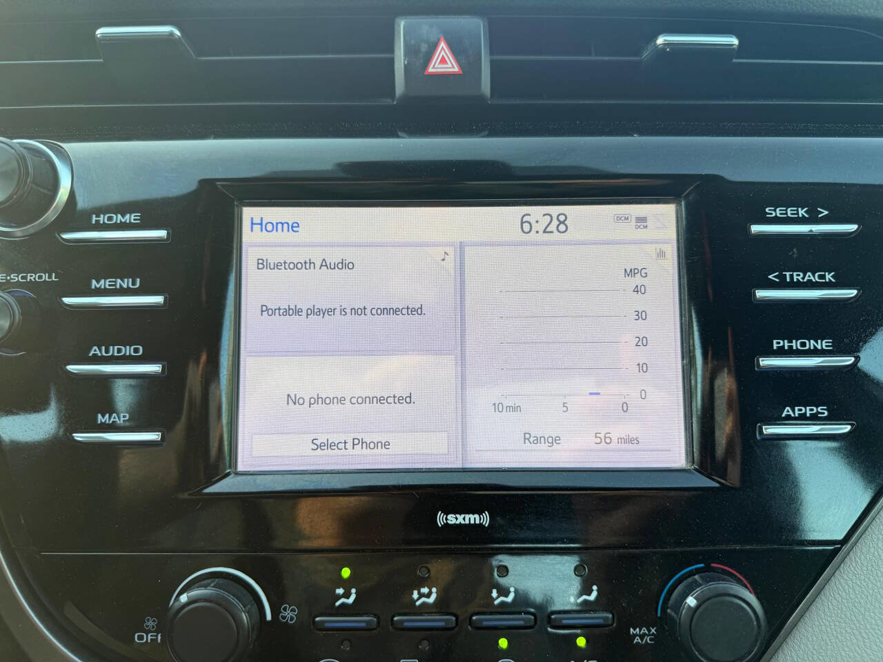 Used 2020 Toyota Camry LE image 20