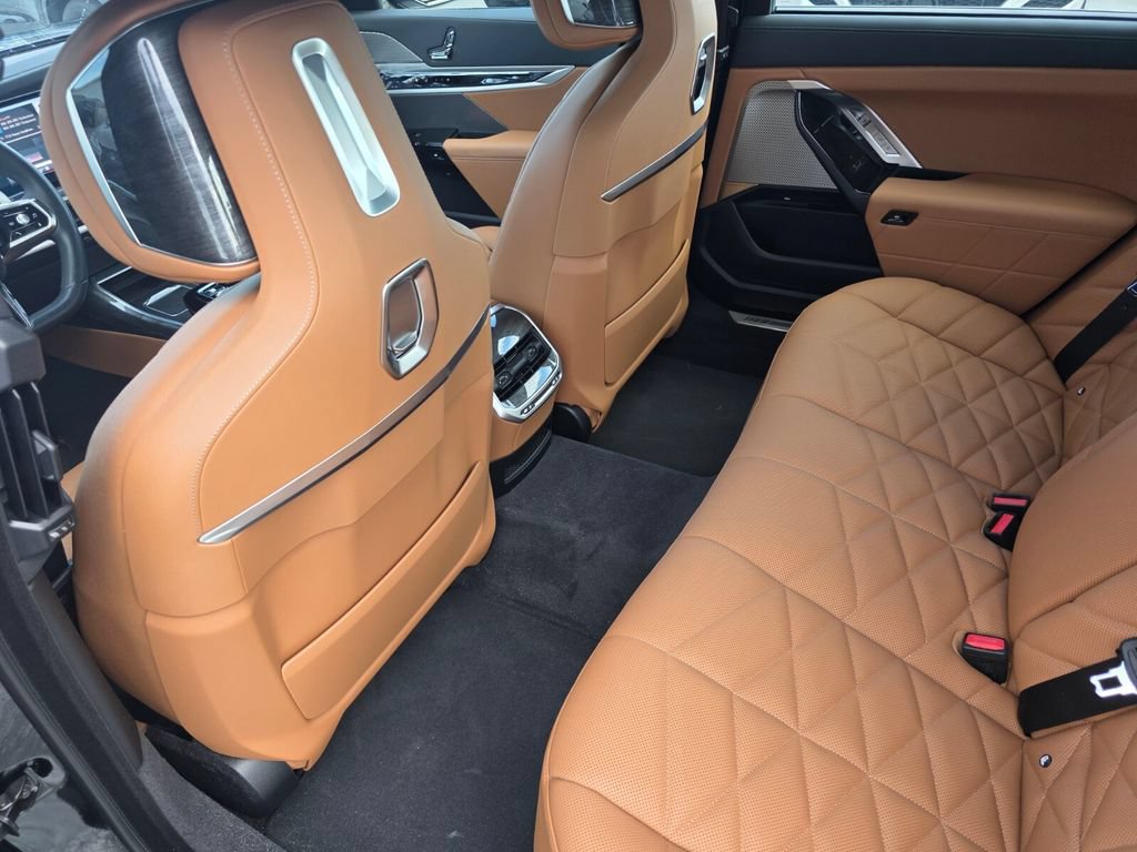 Certified 2023 BMW 740i w/ Parking Assistance Package RWD image 15