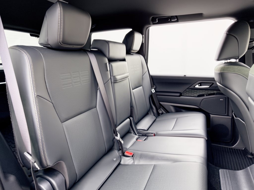 New 2026 Lexus GX 550 AWD/4WD image 29