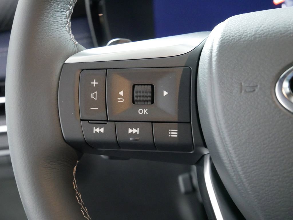 New 2026 INFINITI QX60 Sport w/ Dark Cargo Package image 19