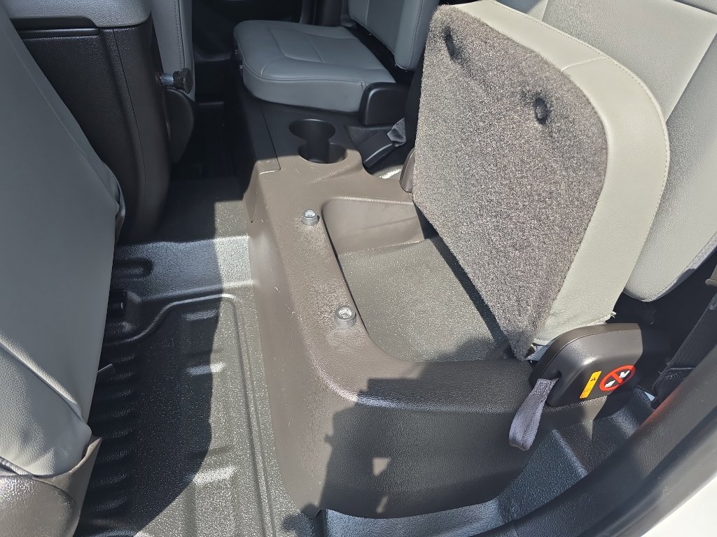 Used 2018 Chevrolet Colorado W/T w/ WT Convenience Package RWD image 16