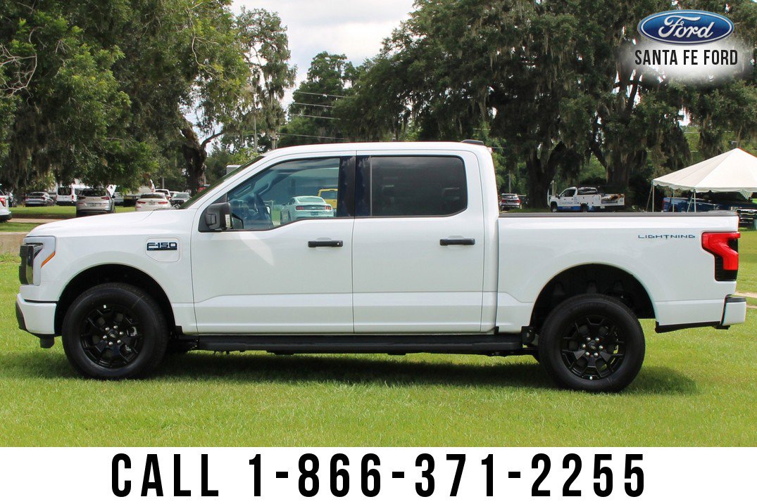 New 2025 Ford F150 Lightning XLT image 5
