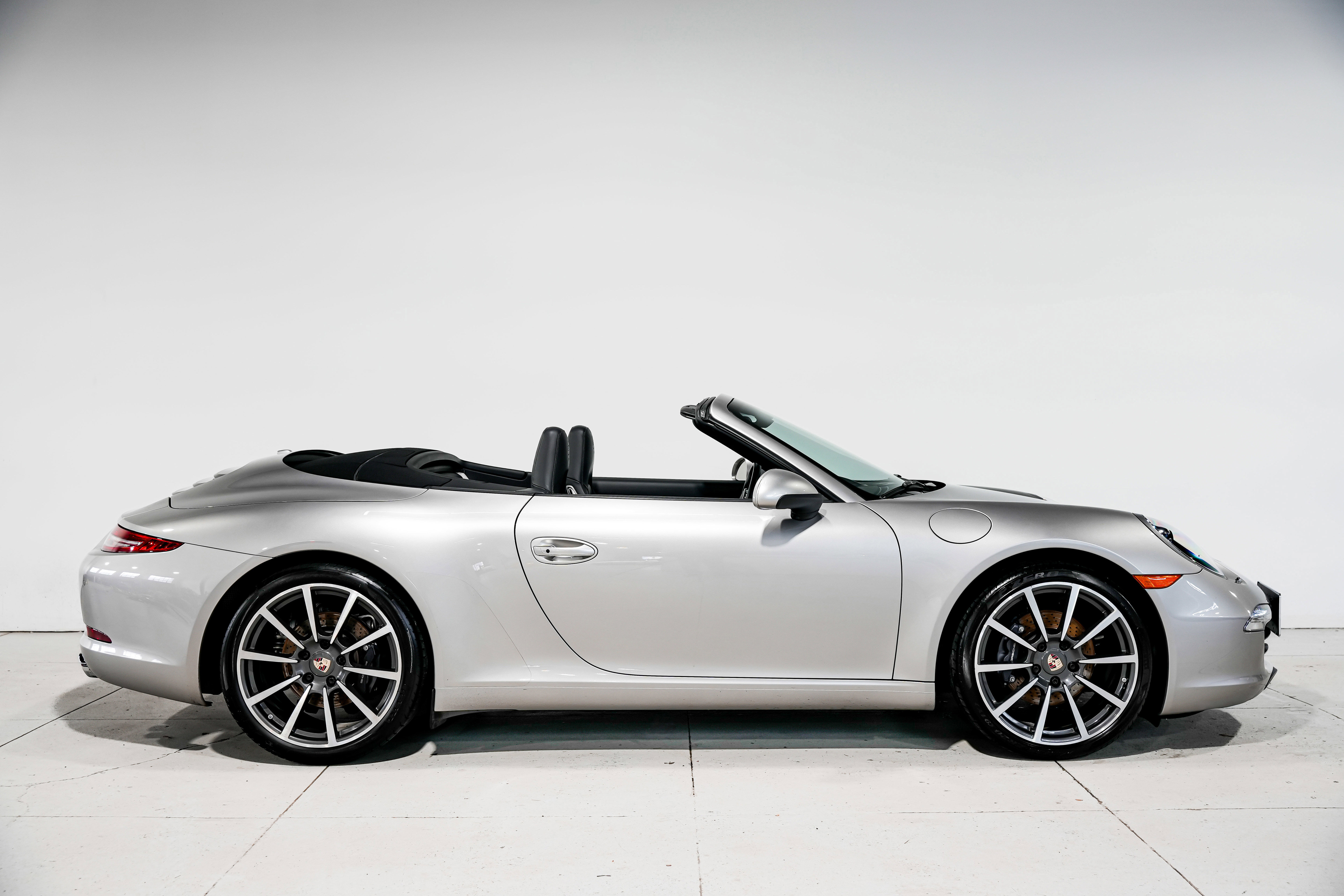 Used 2012 Porsche 911 Carrera image 2