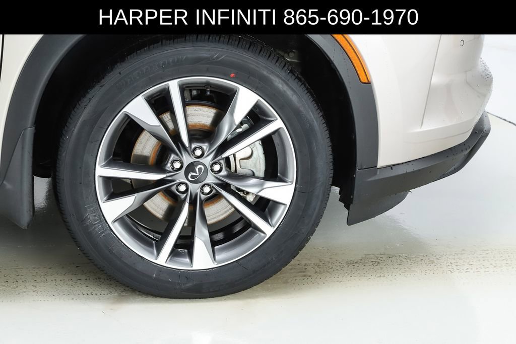 Used 2023 INFINITI QX60 Luxe w/ Performance Audio Package AWD/4WD image 15