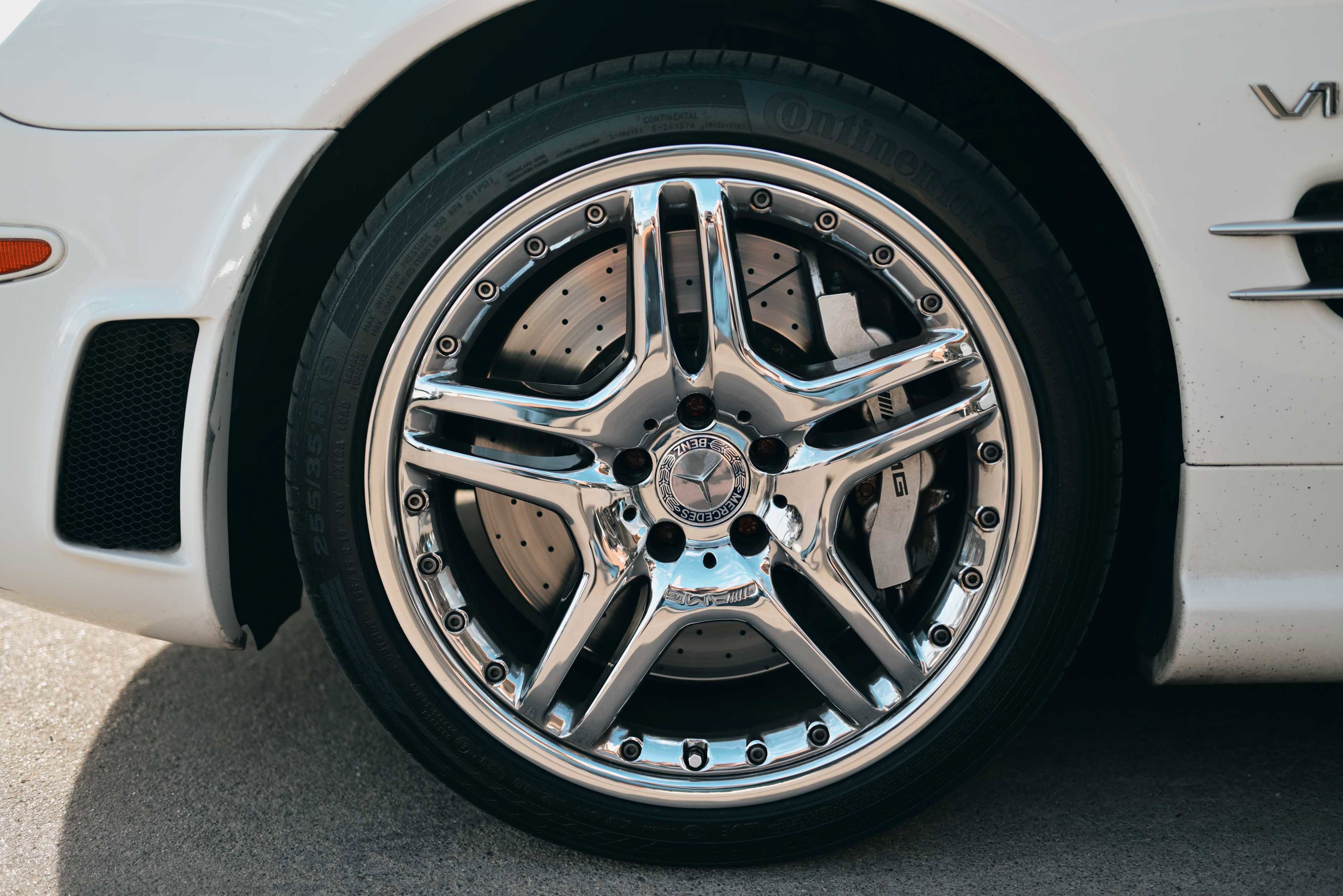 Used 2005 Mercedes-Benz SL 65 AMG image 18