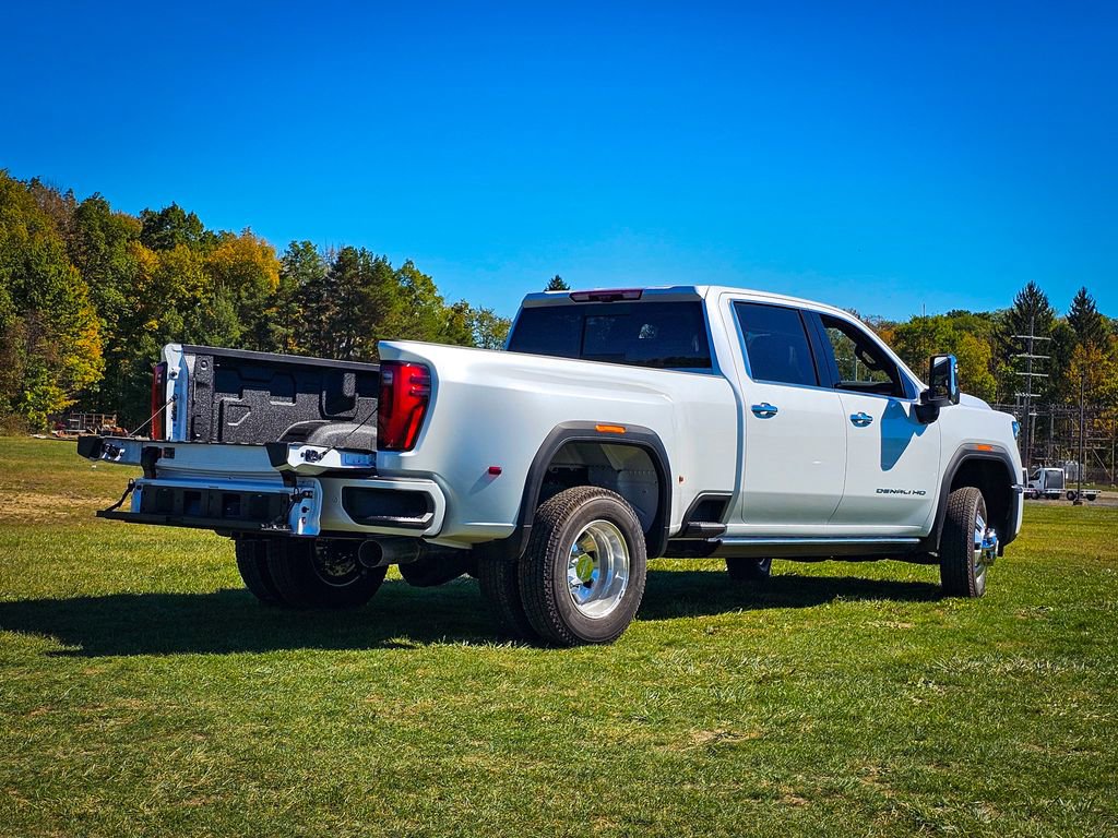 New 2026 GMC Sierra 3500 Denali Ultimate image 5