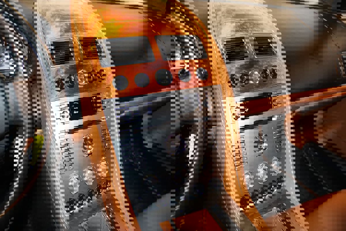 Used 2006 Aston Martin DB9 Coupe RWD image 46