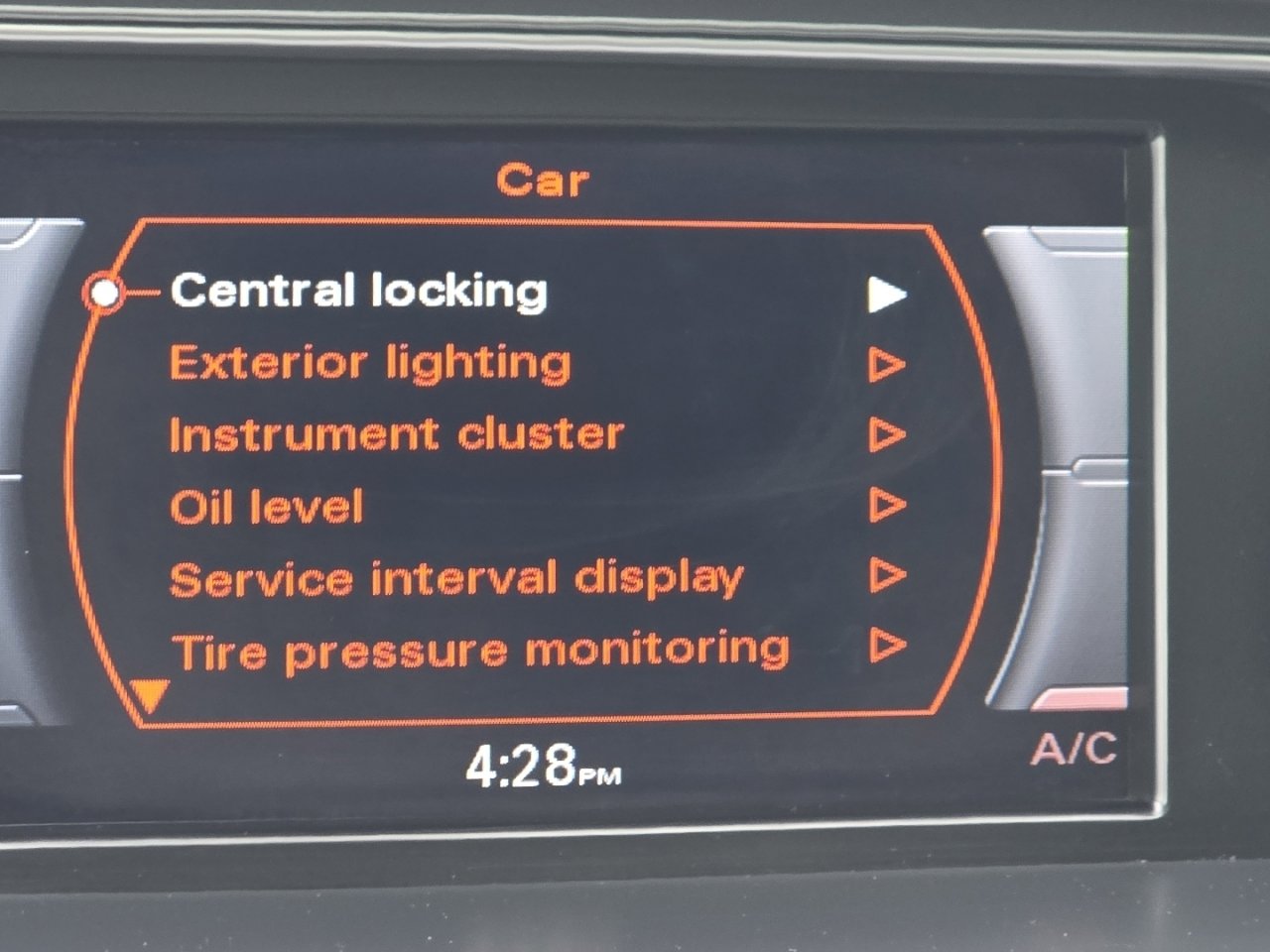 Used 2015 Audi A4 2.0T Premium image 6