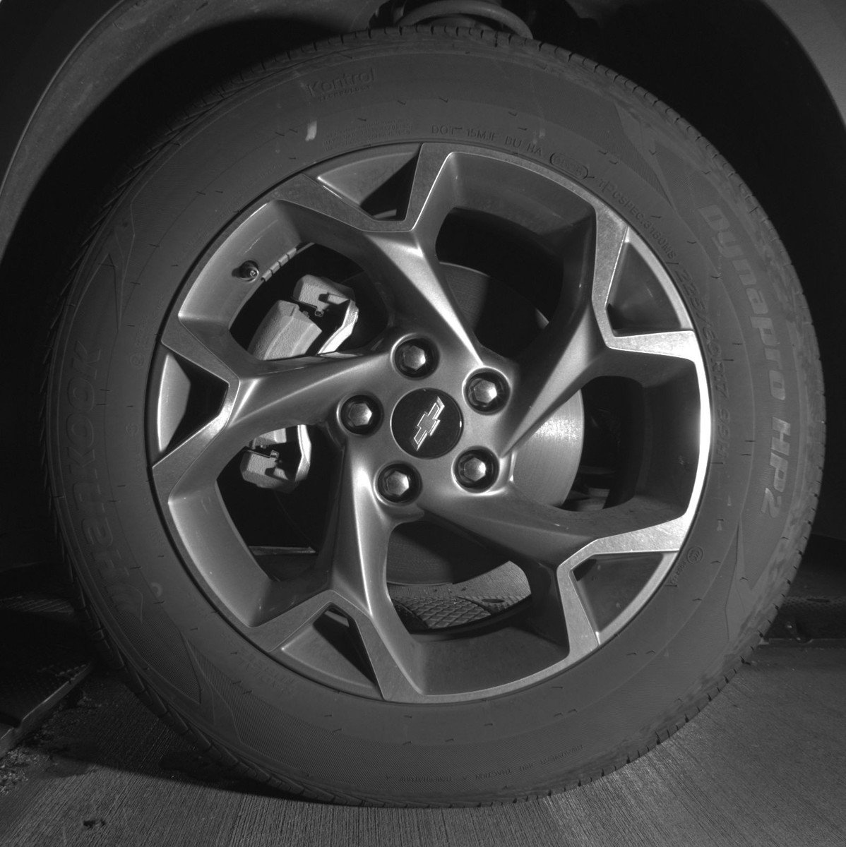 Used 2025 Chevrolet Trax LT image 12