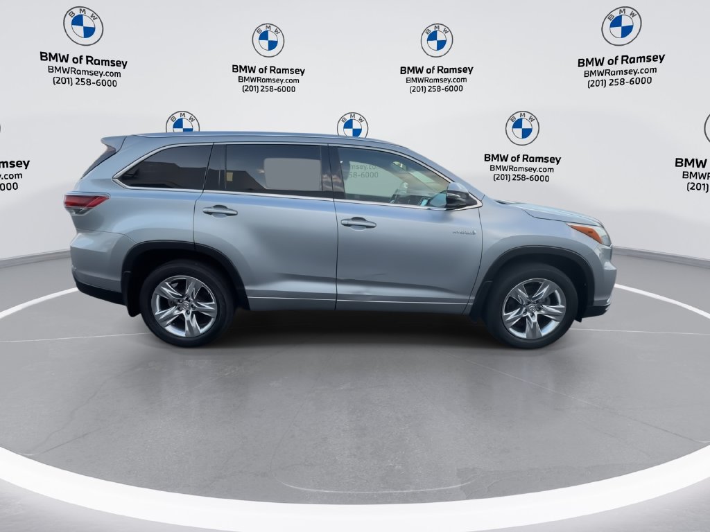 Used 2014 Toyota Highlander Limited Platinum AWD/4WD image 9