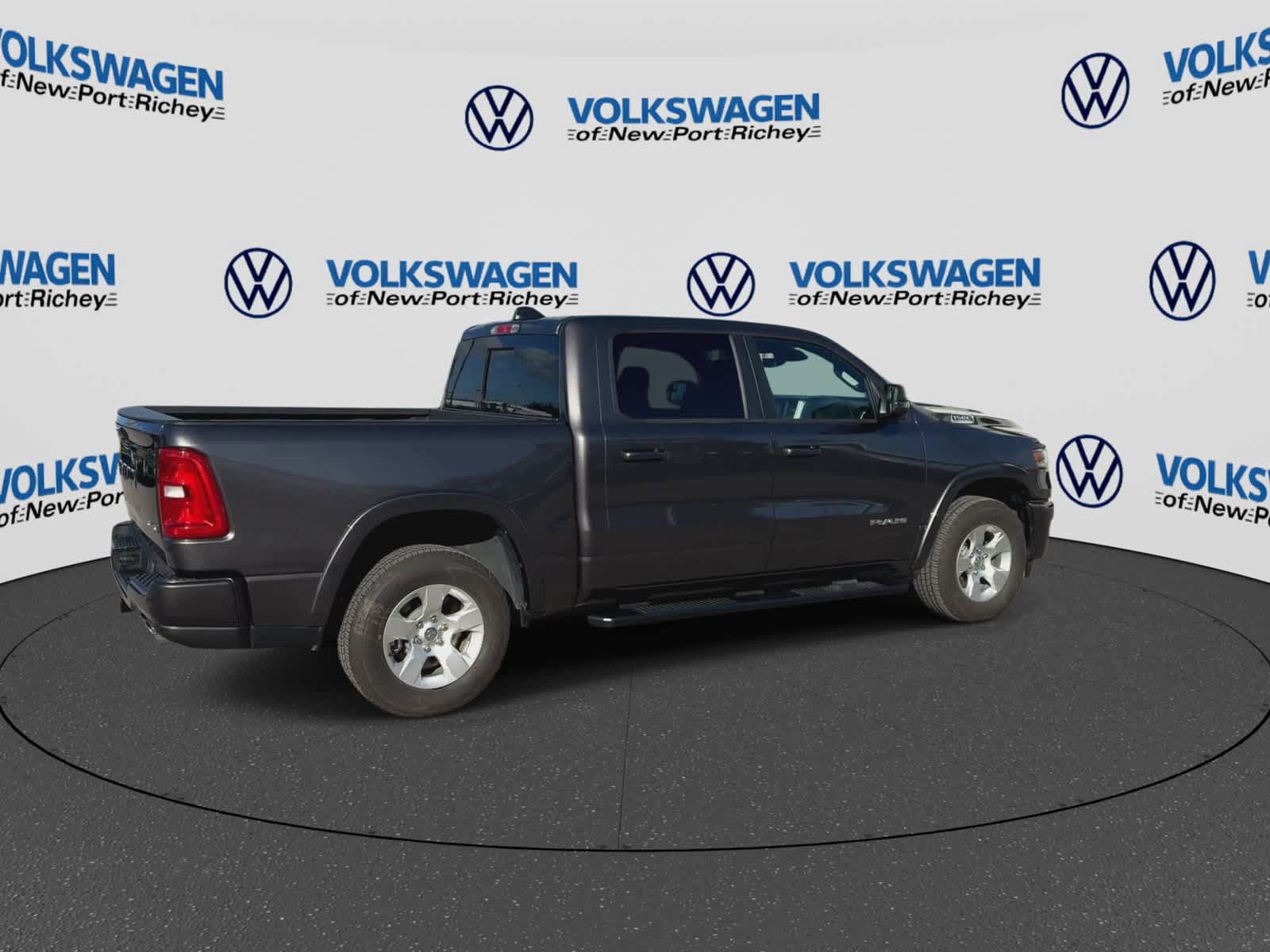 Used 2026 RAM 1500 Big Horn AWD/4WD image 8