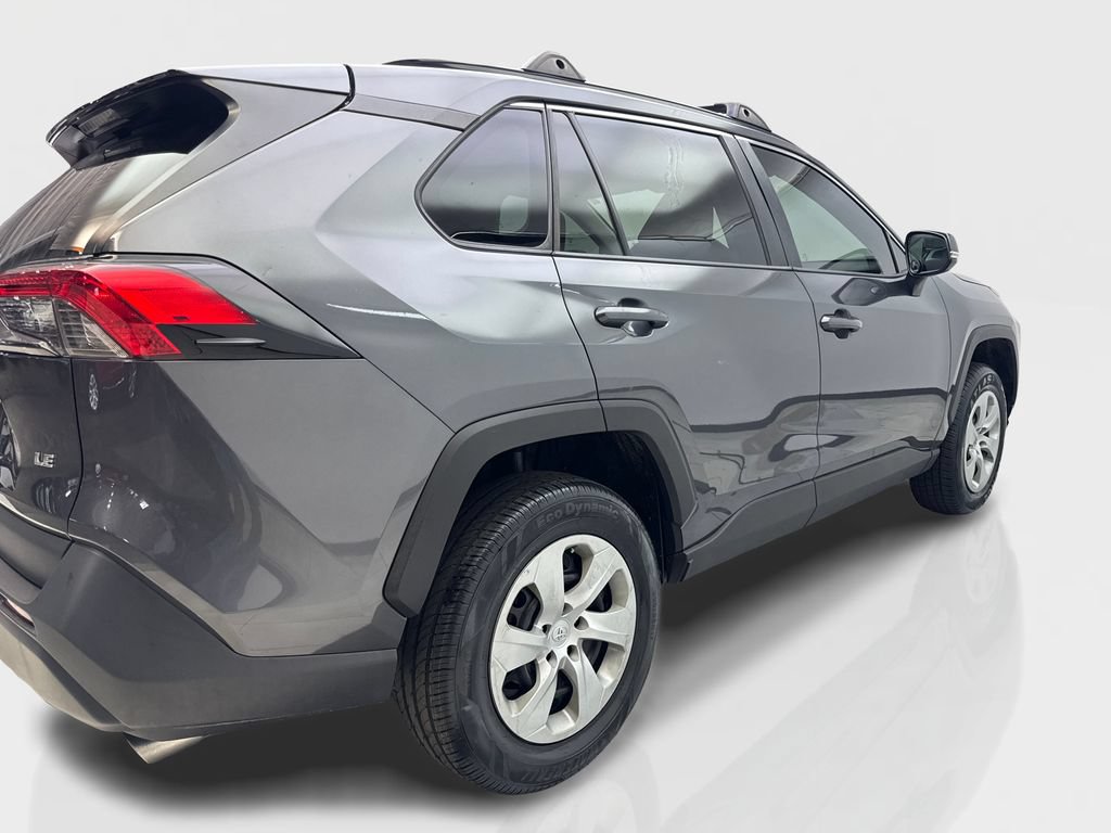 Used 2021 Toyota RAV4 LE FWD image 13