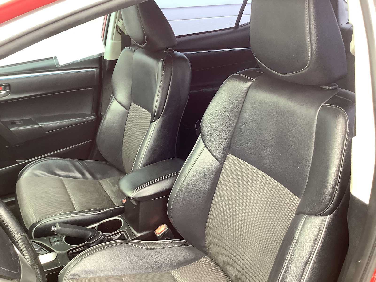 Used 2016 Toyota Corolla S FWD image 11