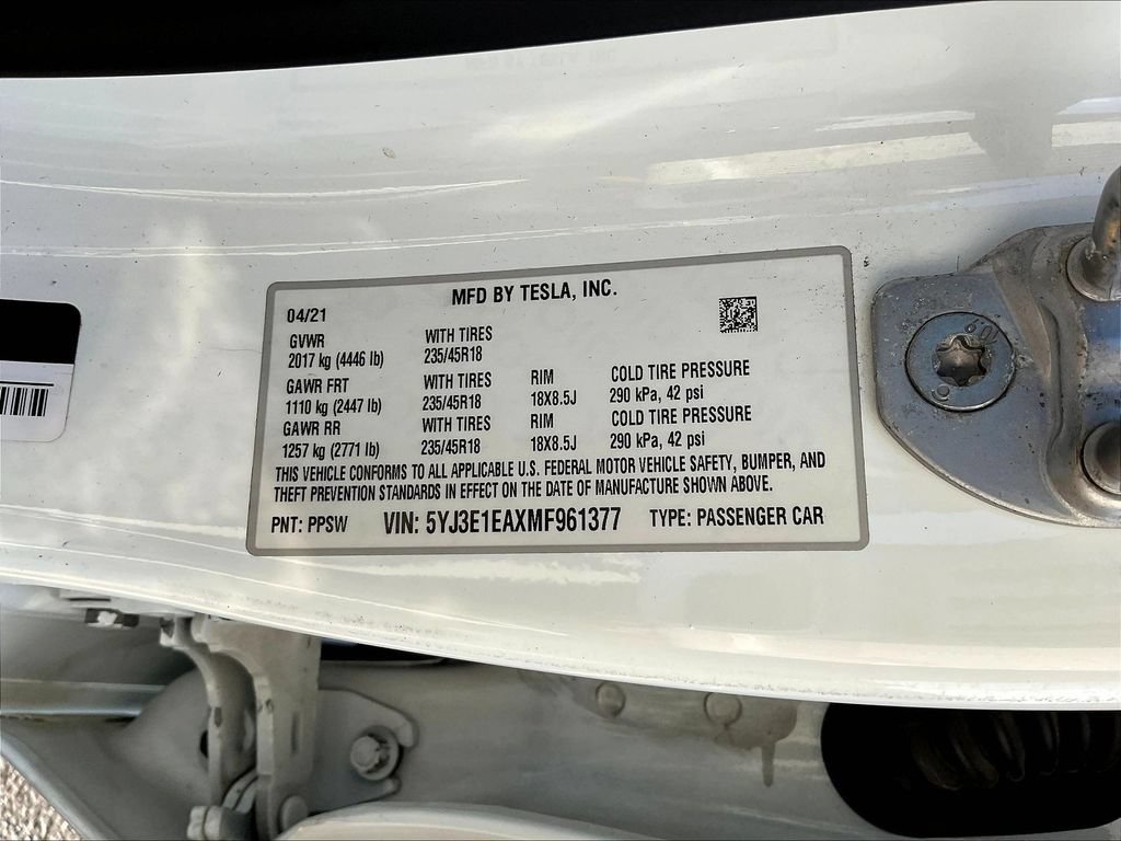 Used 2021 Tesla Model 3 Standard Range Plus RWD image 18