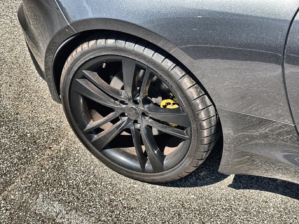 Used 2016 Jaguar F-TYPE Coupe RWD image 9