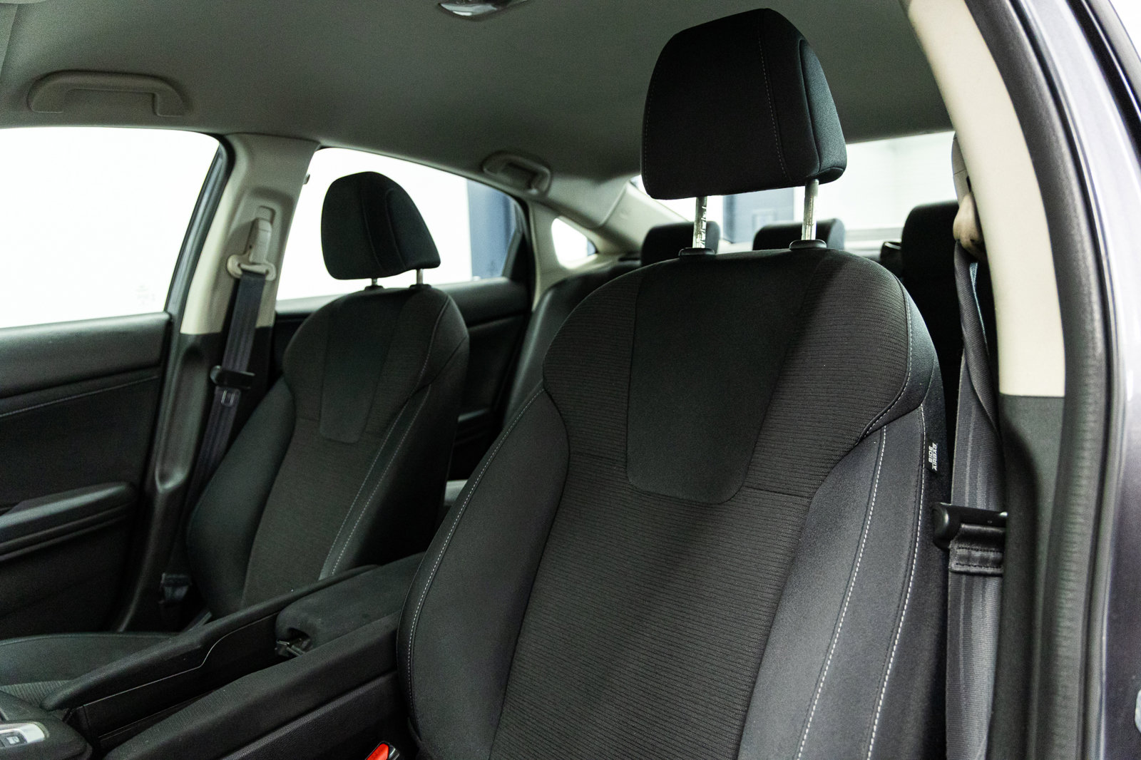 Used 2021 Honda Insight EX image 16