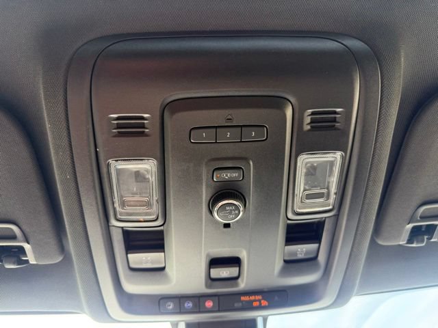 Used 2021 Chevrolet Tahoe RST AWD/4WD image 34