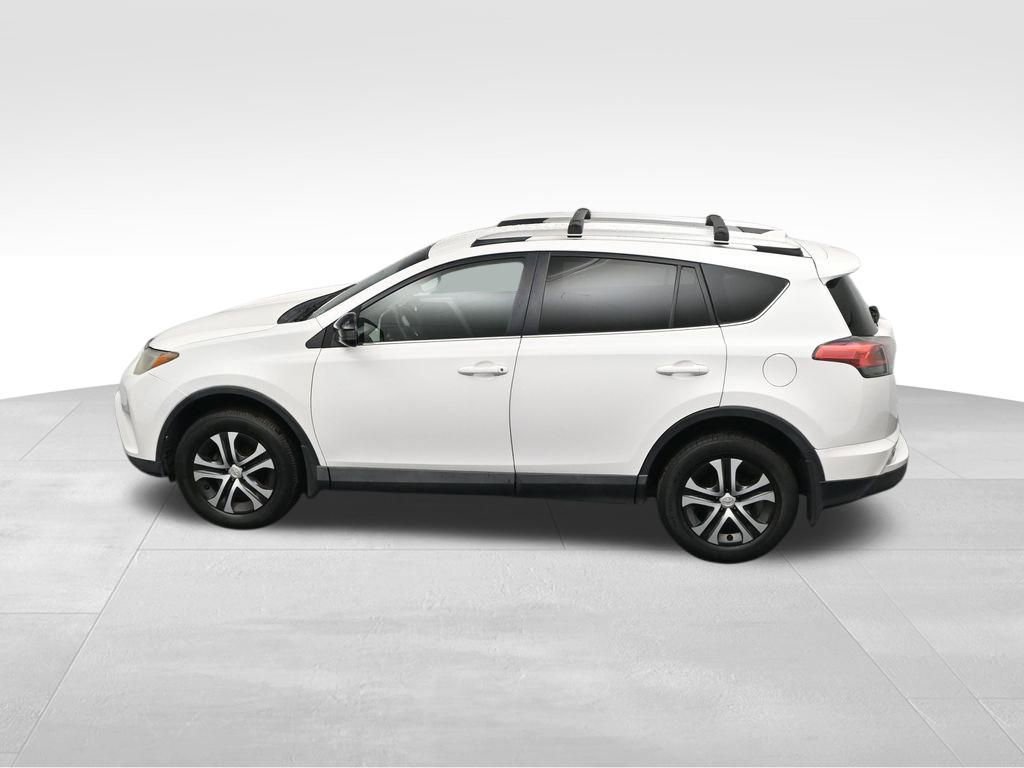 Used 2016 Toyota RAV4 LE image 41