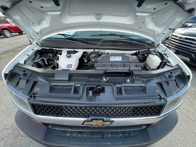 New 2025 Chevrolet Express 2500 w/ Driver Convenience Package RWD image 12