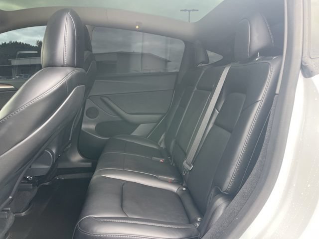 Used 2023 Tesla Model Y Performance AWD/4WD image 9