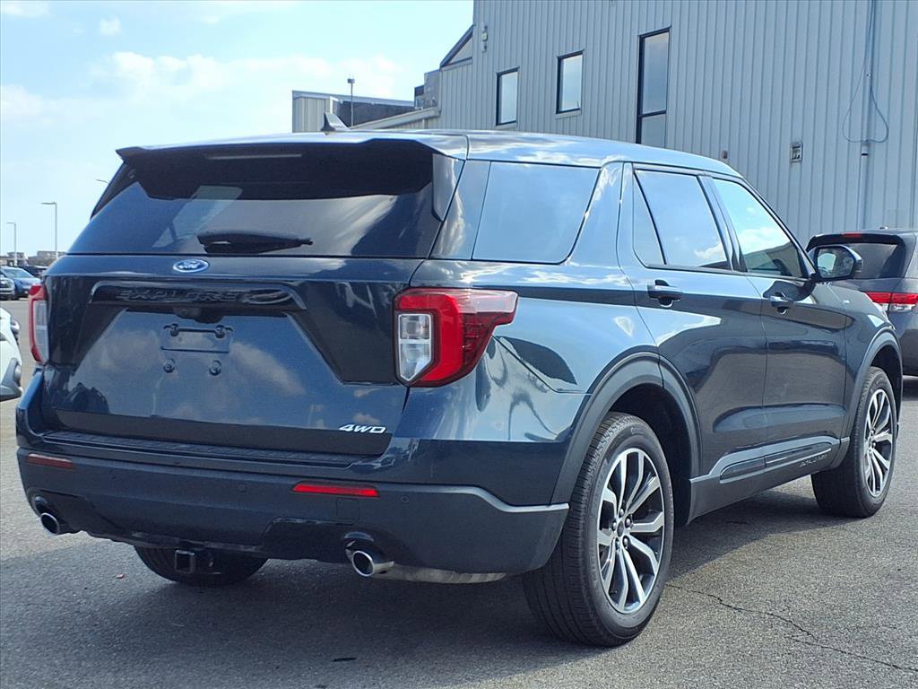 Used 2022 Ford Explorer ST-Line image 7