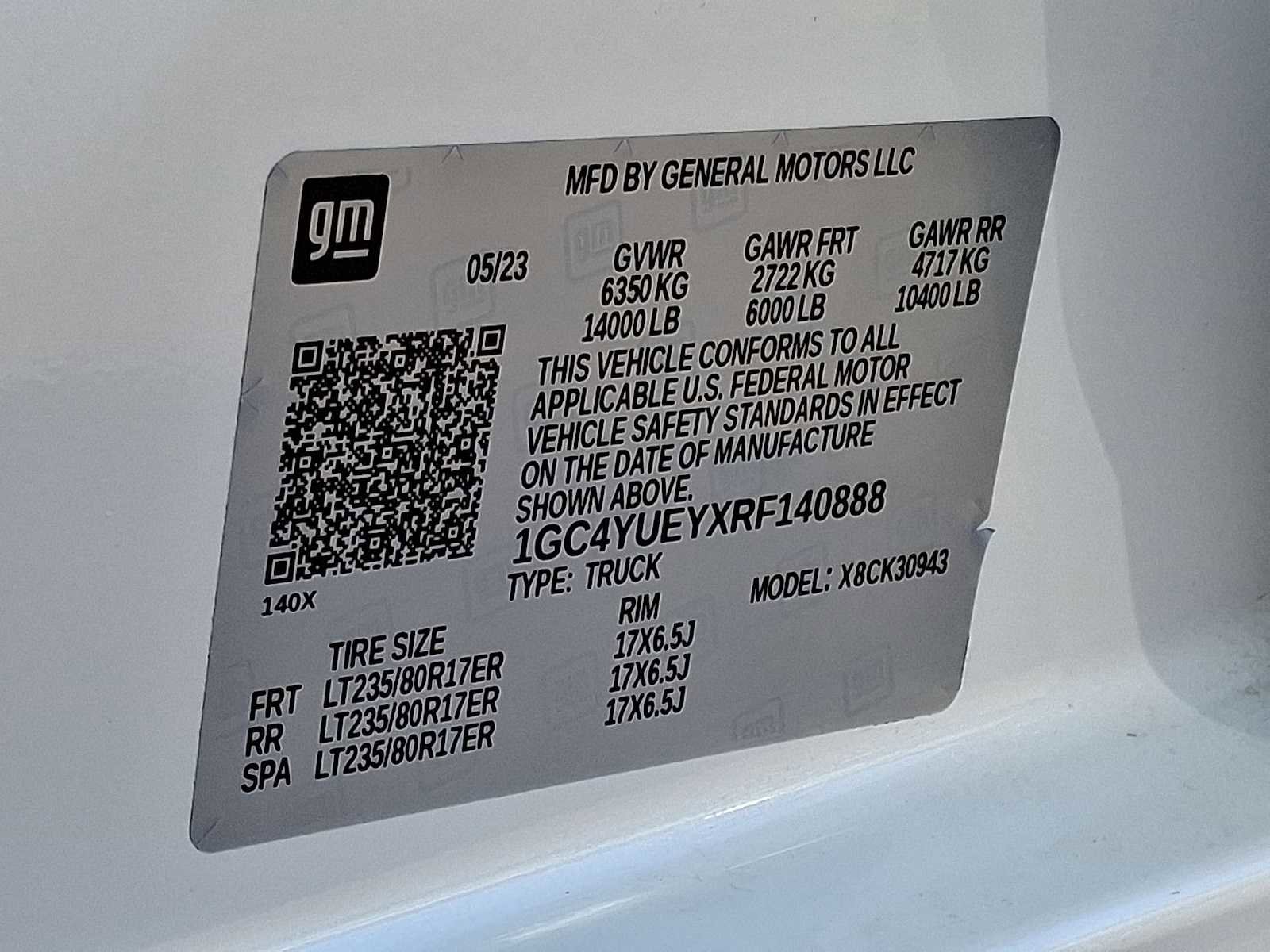 Used 2024 Chevrolet Silverado 3500 LTZ w/ LTZ Convenience Package image 41