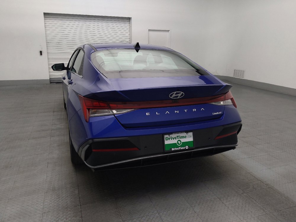 Used 2024 Hyundai Elantra Limited FWD image 6