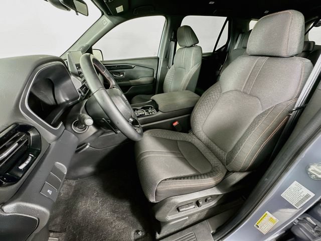 Certified 2025 Honda Pilot Sport image 28