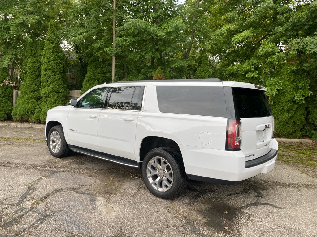 Used 2019 GMC Yukon XL SLE AWD/4WD image 3