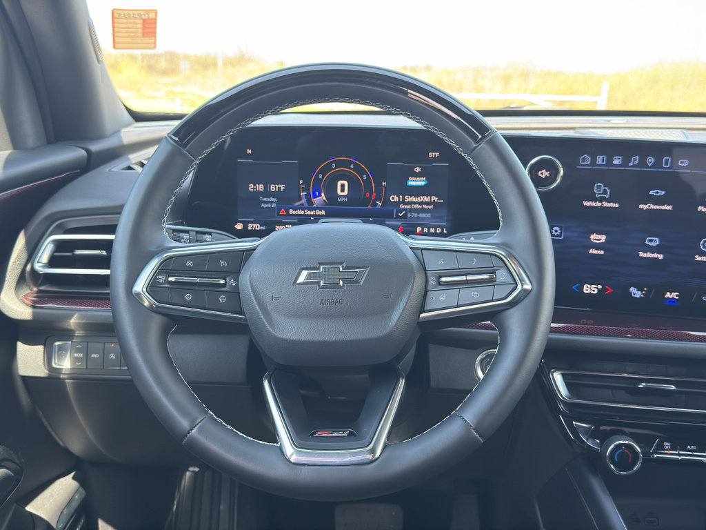 Used 2025 Chevrolet Traverse Z71 w/ Enhanced Driving Package AWD/4WD image 30