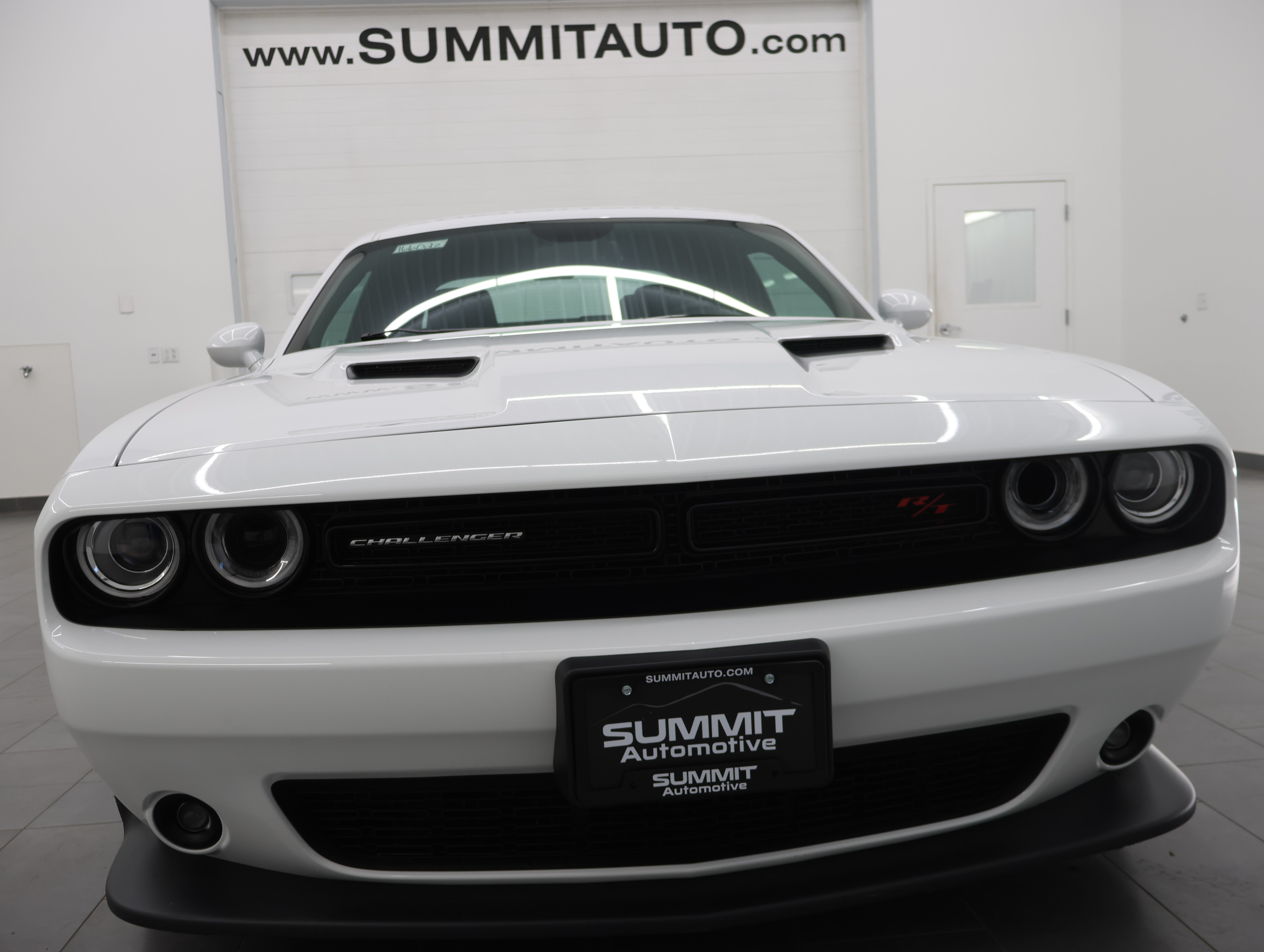 Used 2016 Dodge Challenger R/T Scat Pack RWD image 23