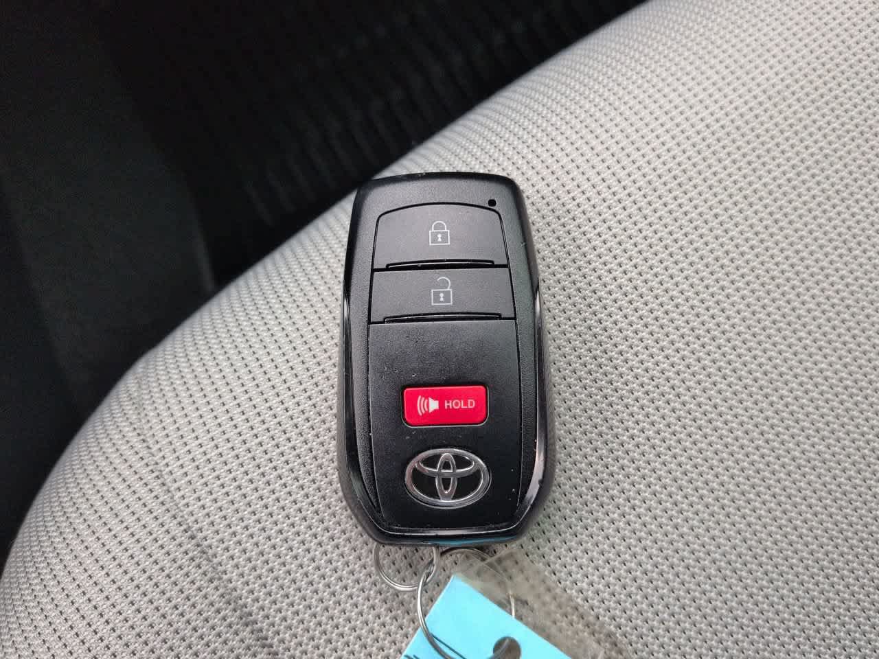 Certified 2026 Toyota Corolla Cross LE FWD image 26