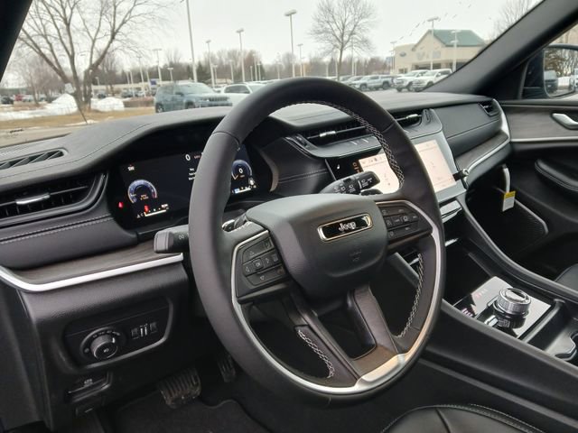 New 2026 Jeep Grand Cherokee Limited w/ Limited Altitude Package image 9