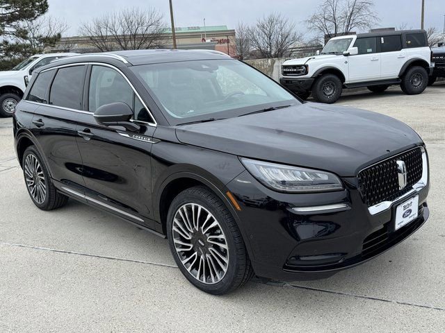 Used 2022 Lincoln Corsair Reserve w/ Equipment Group 201A image 6