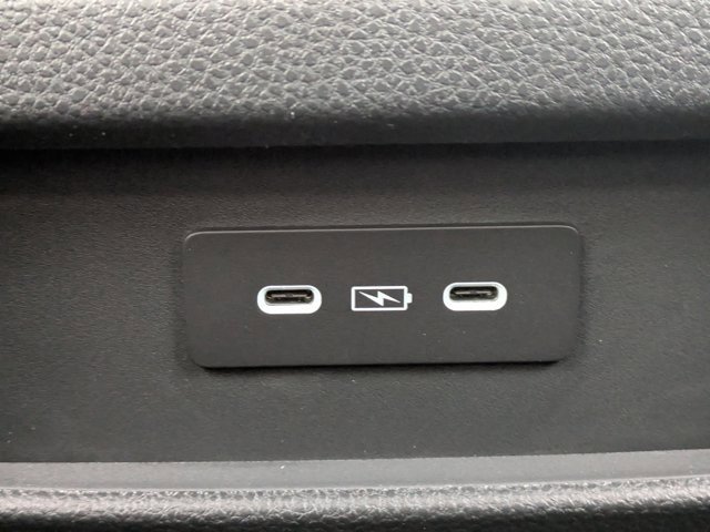 New 2025 Honda Pilot Sport image 17