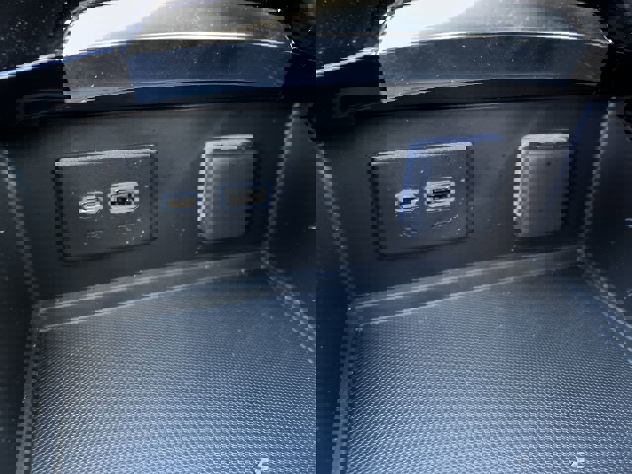 Used 2023 Buick Envision Preferred image 29