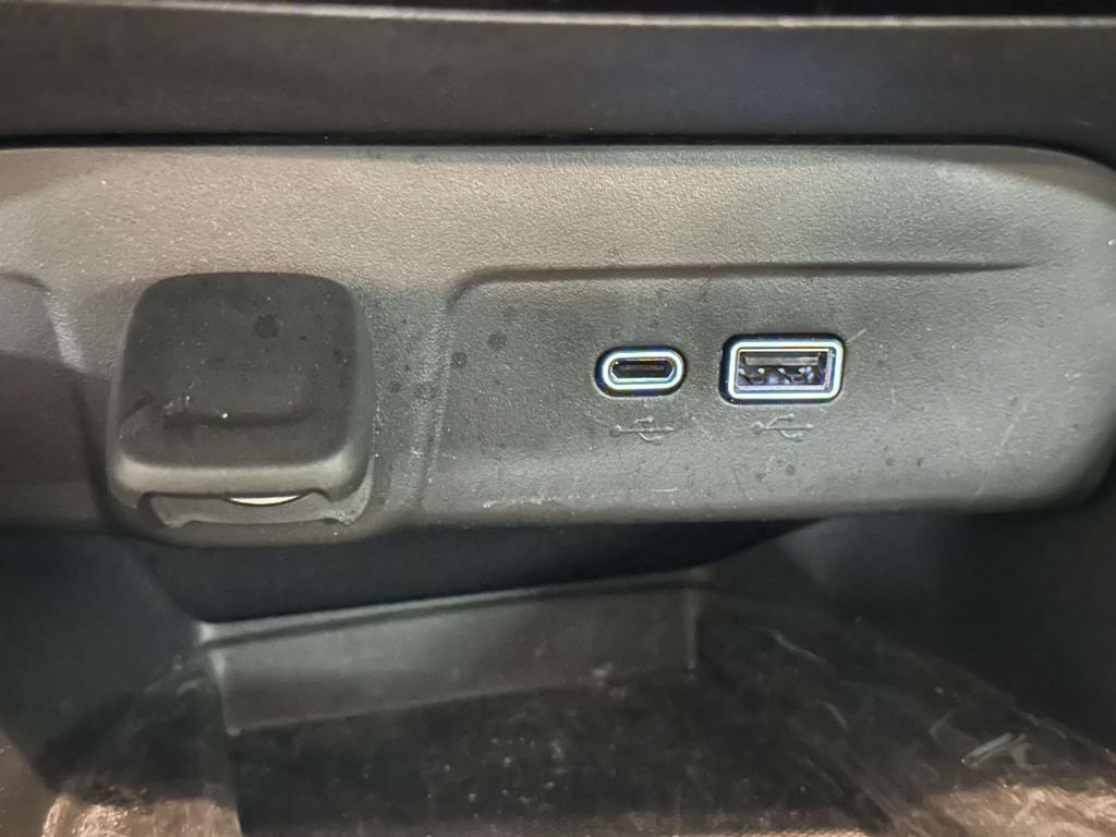 Certified 2024 Chevrolet Trax ACTIV w/ Sunroof Package FWD image 25