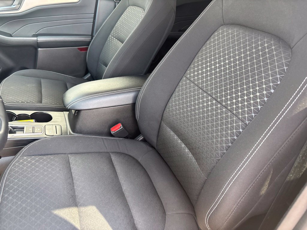 Certified 2024 Ford Escape Active AWD/4WD image 23
