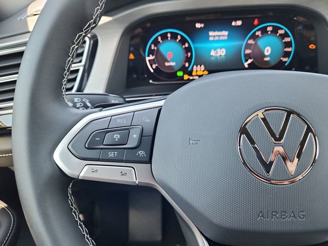 New 2026 Volkswagen Atlas Cross Sport SE image 11