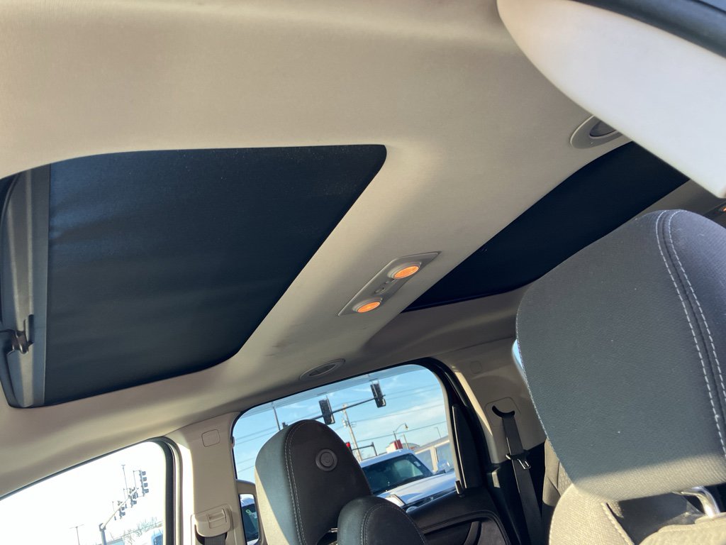 Used 2016 GMC Acadia SLE image 26