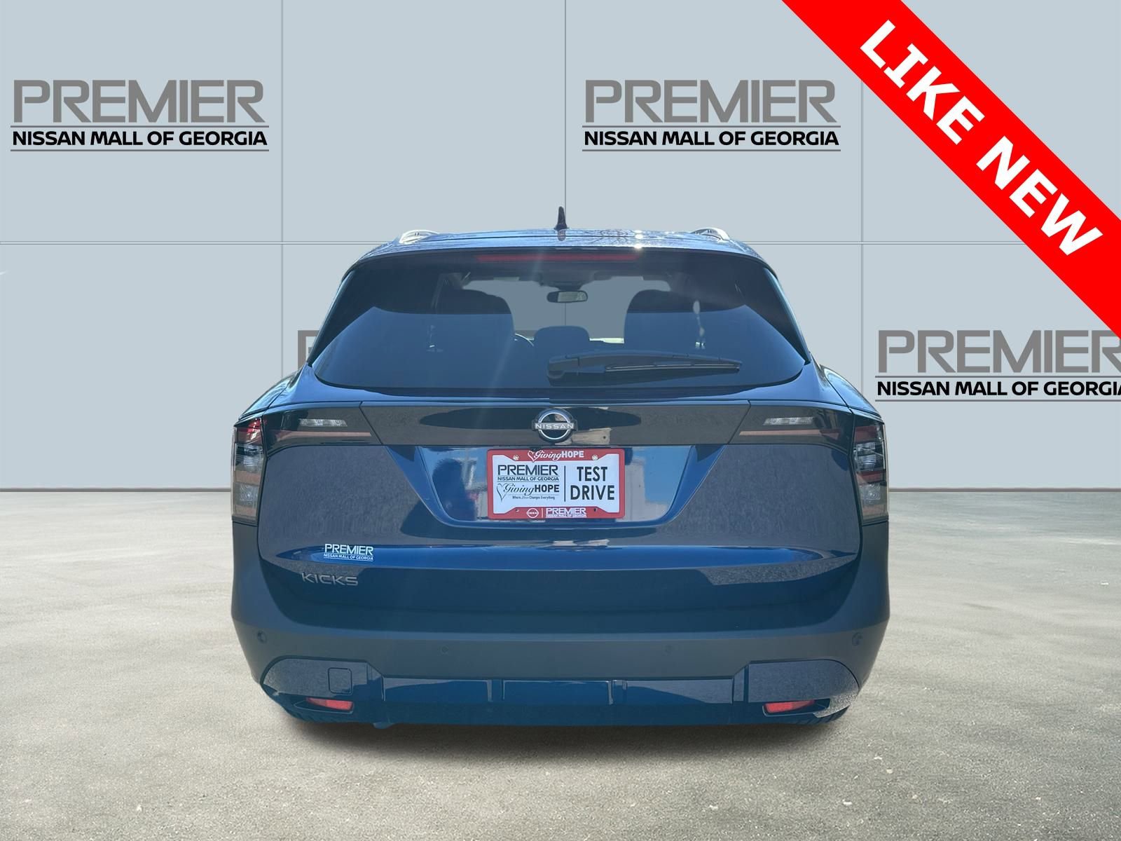 Used 2026 Nissan Kicks SV image 6