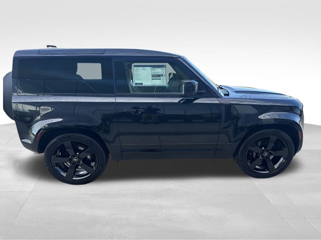 New 2024 Land Rover Defender 90 V8 image 3
