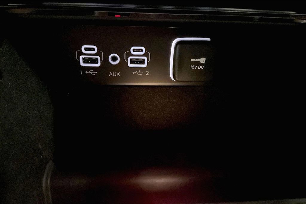 Used 2021 Jeep Grand Cherokee L Limited image 32