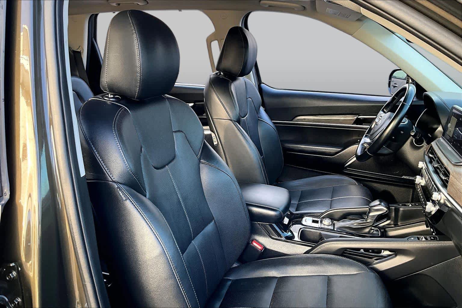Used 2020 Kia Telluride SX w/ Towing Package FWD image 9