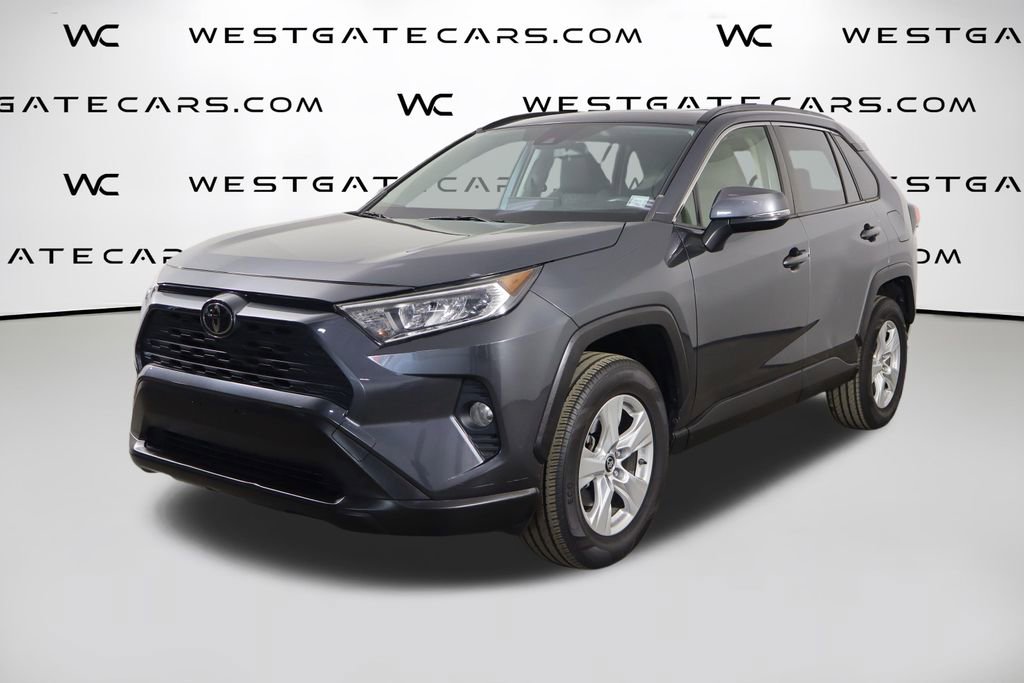 Used 2019 Toyota RAV4 XLE FWD image 1