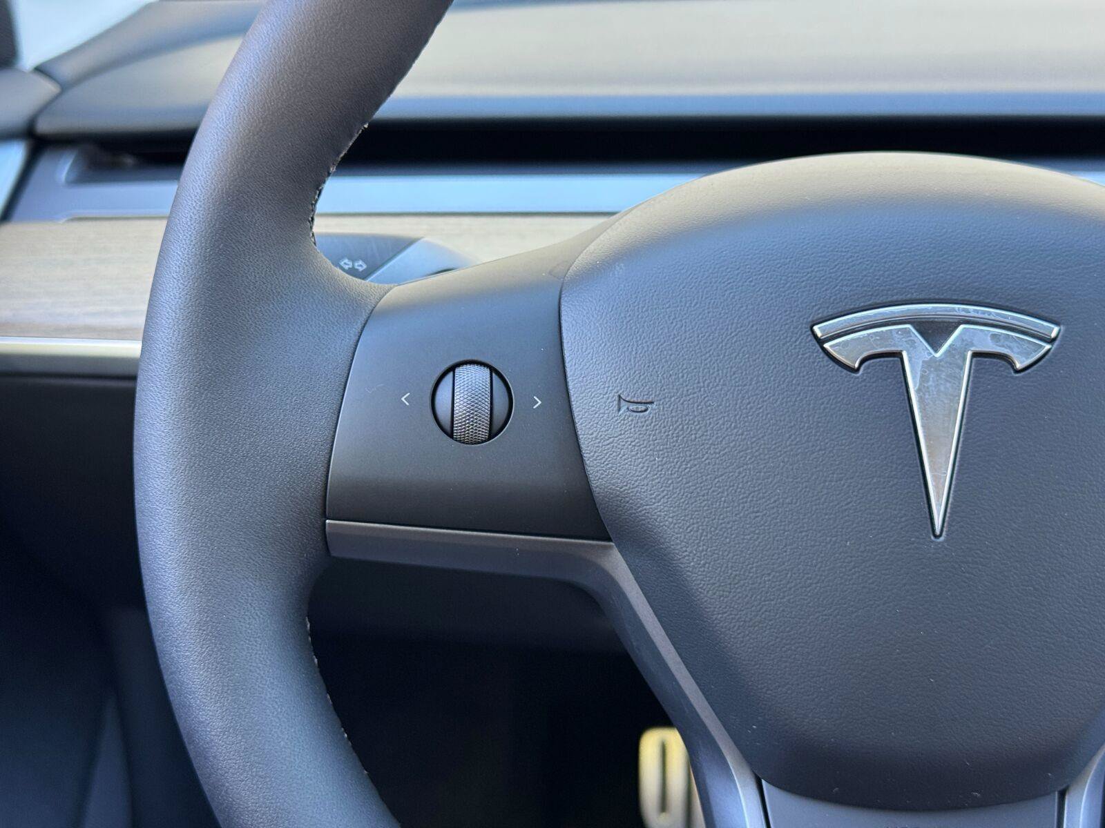 Used 2022 Tesla Model 3 Performance AWD/4WD image 19