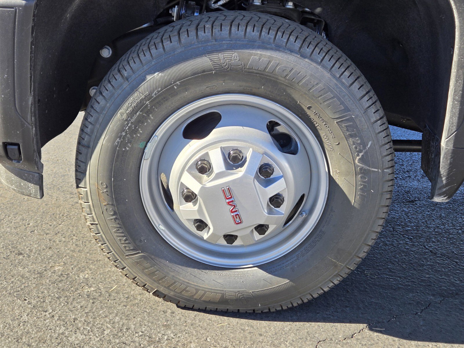 New 2024 GMC Sierra 3500 Pro w/ Convenience Package image 7